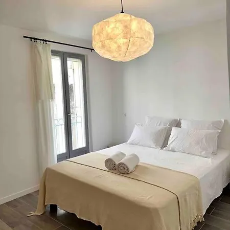 Appartement Lou Paseo : Brocante Centre Historique