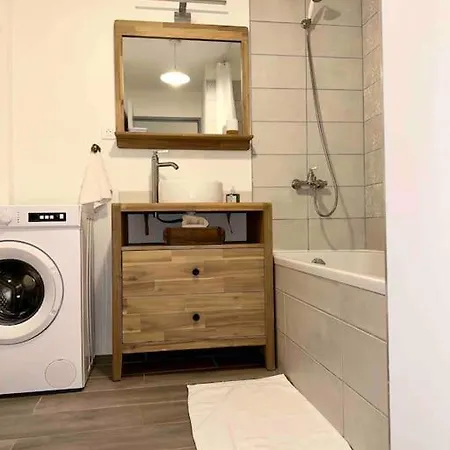 Apartment Lou Paseo : Brocante Centre Historique L'Isle-sur-la-Sorgue